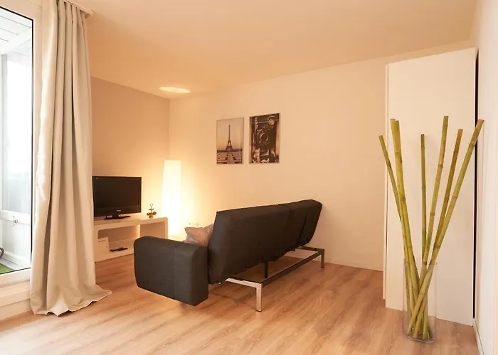 Gemuetliches Und Helles Mit Balkon, Badewanne, Wlan, Parkplatz * Bremen