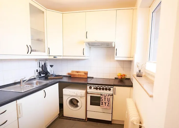 Apartment Gemuetliches Und Helles Mit Balkon, Badewanne, Wlan, Parkplatz *