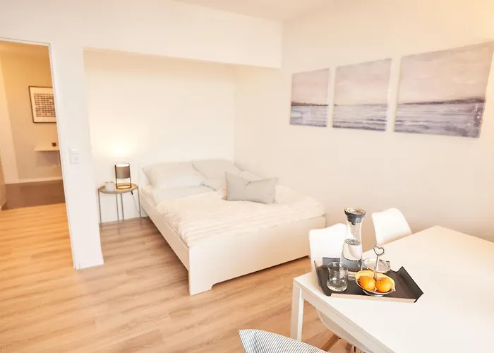 公寓 Gemuetliches Und Helles Mit Balkon, Badewanne, Wlan, Parkplatz